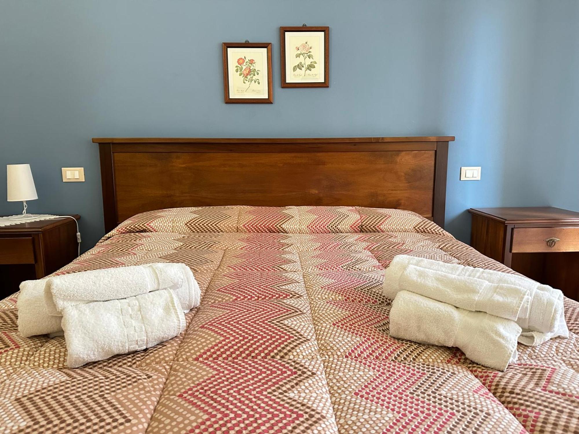Historic B&B Apartments Home Chiaramonte Gulfi Exterior photo